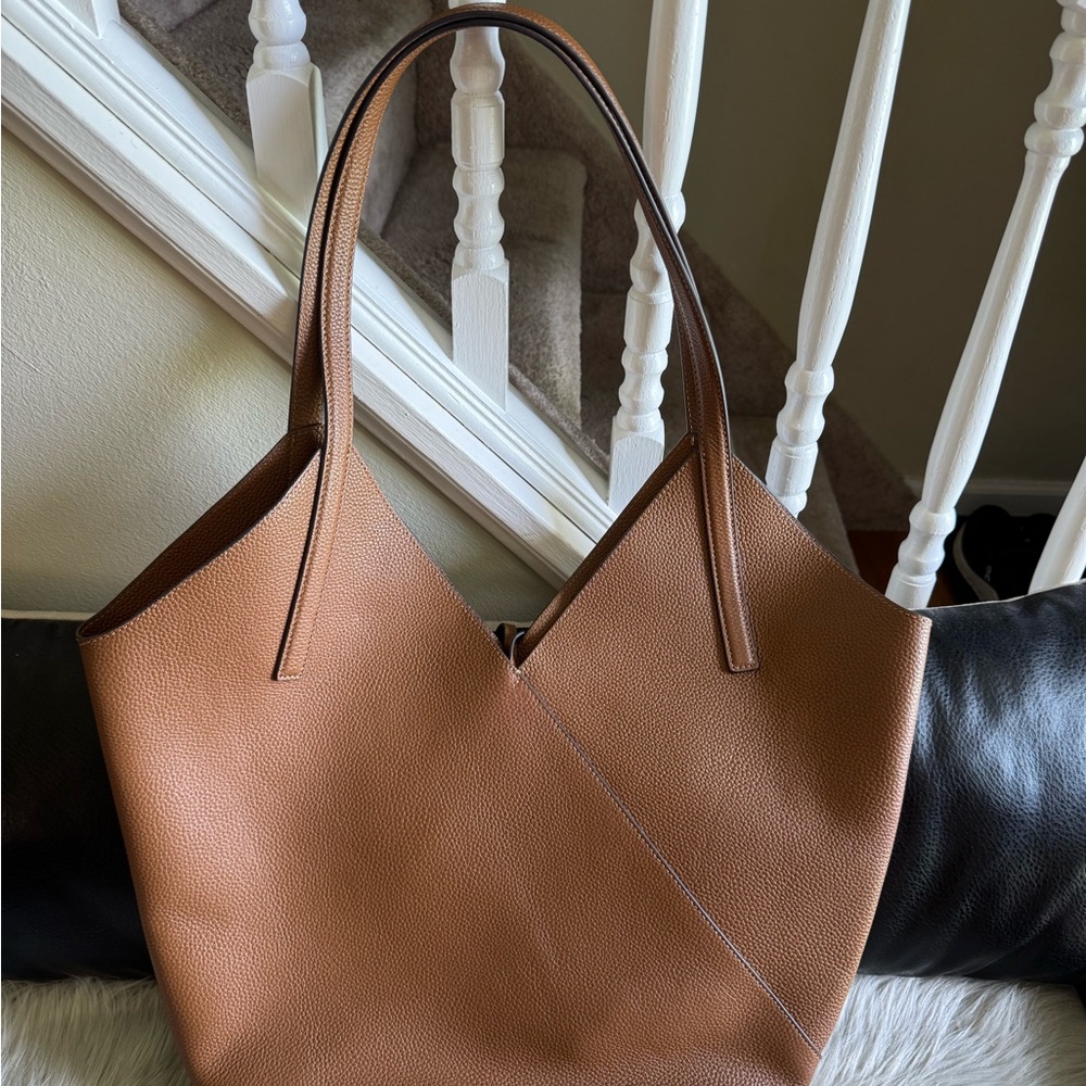 Alix Leather Tote NWT - Picture 5 of 9